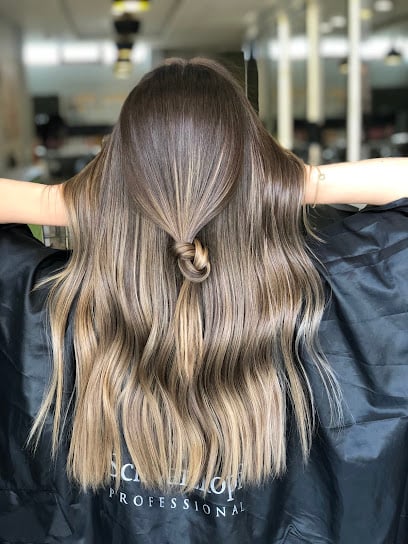 Hair Academy Ali Türk Kuaför Beylikdüzü