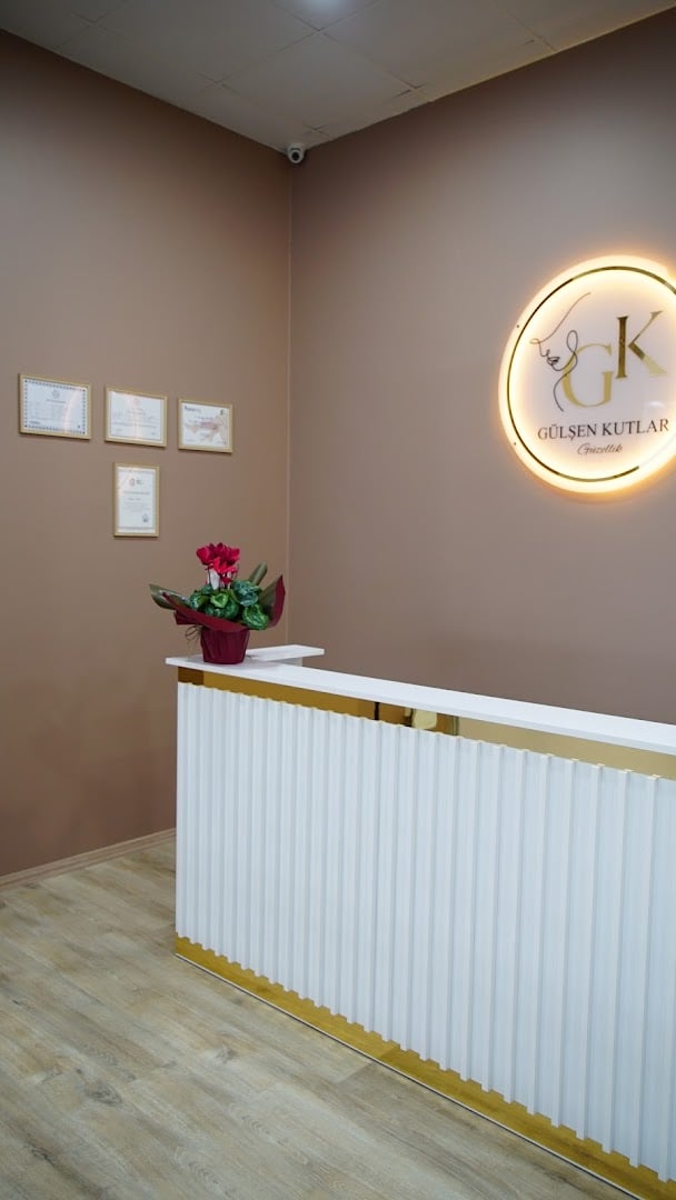 Gülşende Güzellik Merkezi I Gülşen Kutlar