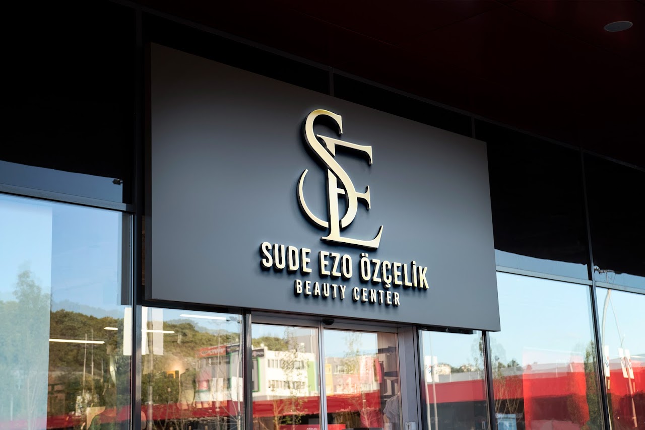 Sude Ezo Özcelik Beauty