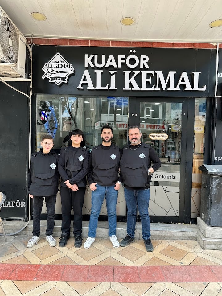 KUAFÖR ALİ KEMAL