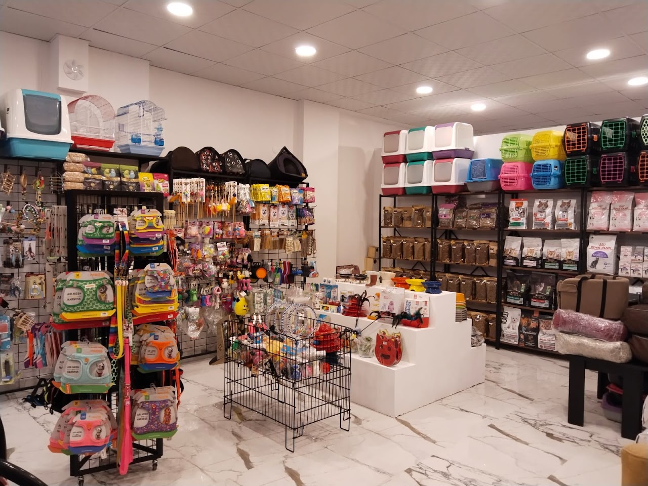 Marimo Pet Market ® Pet Grooming & Spa