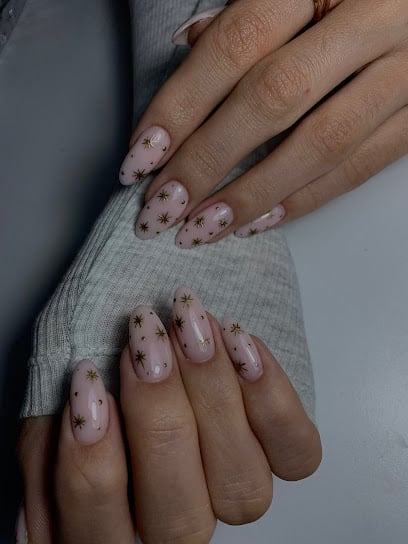 AYT BEAUTY NAIL