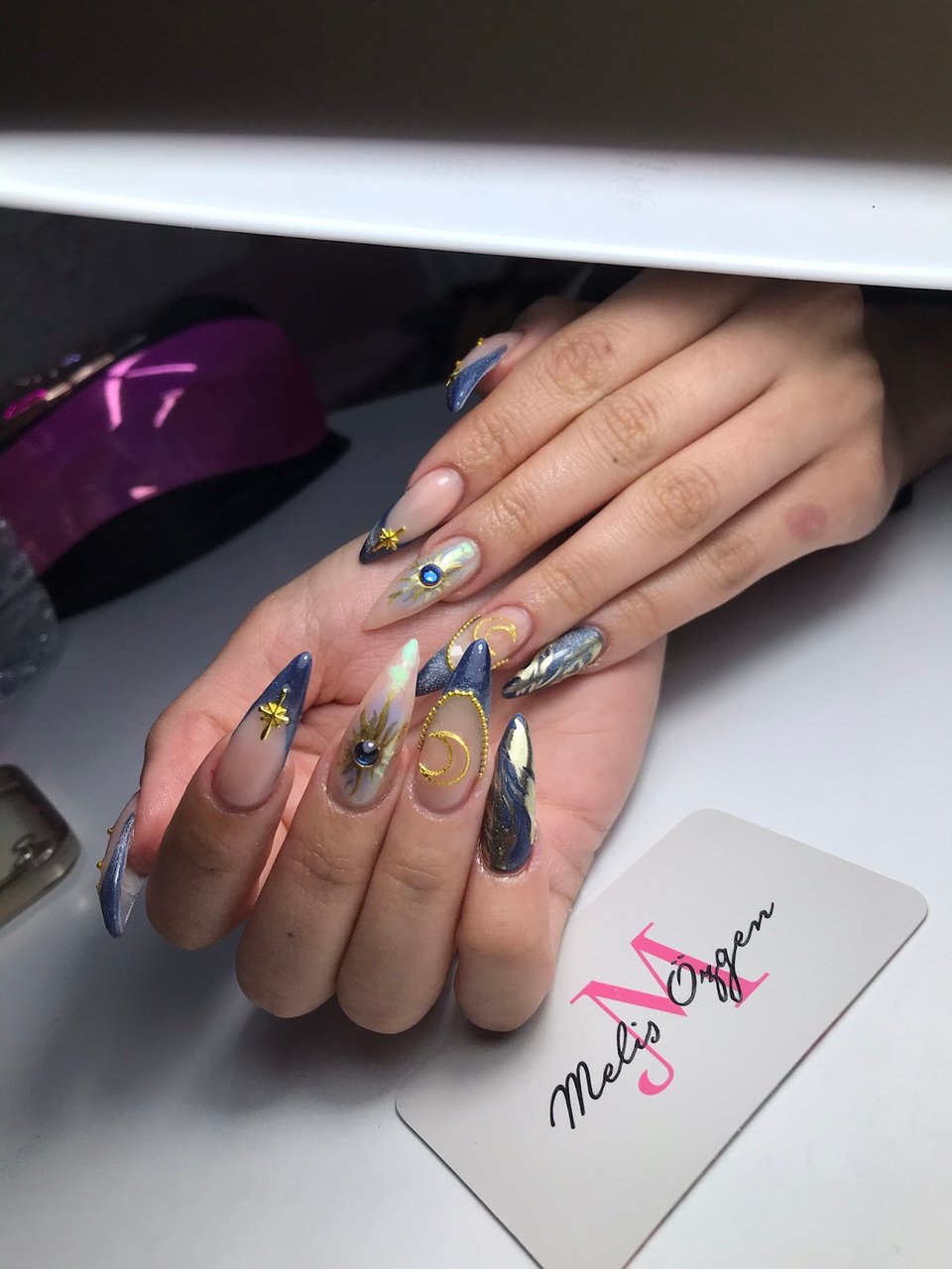Sirena Nail Studio (Tırnak Merkezi)