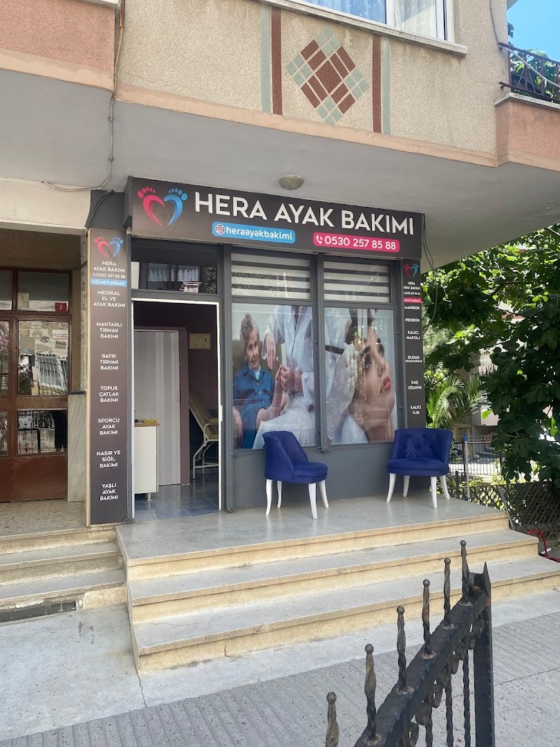 Herafeet Maltepe Ayak Bakım Merkezi Nasırlı tırnak Batık Tırnak Mantarlı Ayak Topuk Çatlak Tedavisi