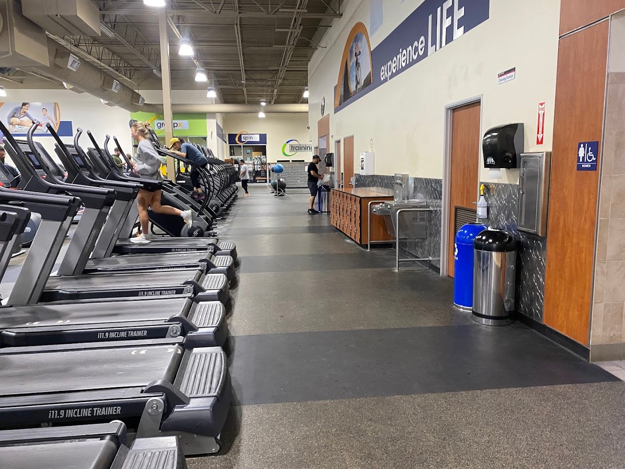 24 Hour Fitness