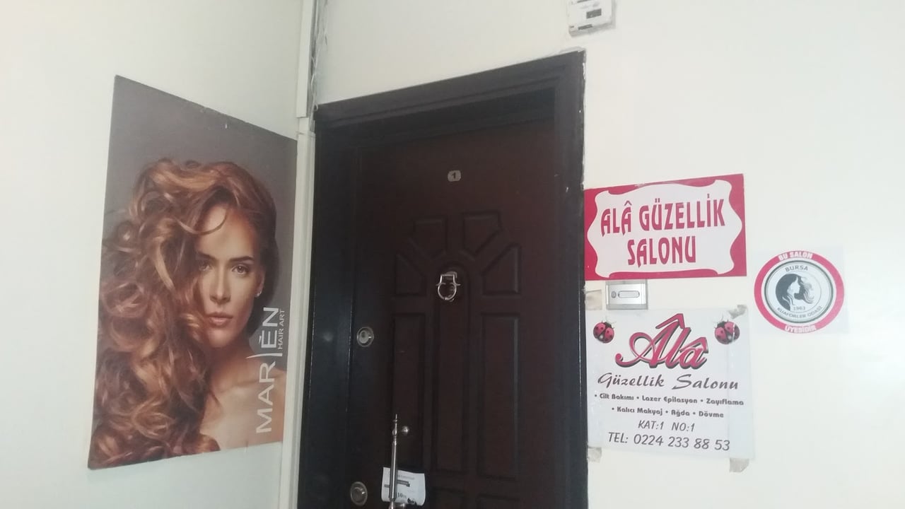 Alâ Güzellik Salonu