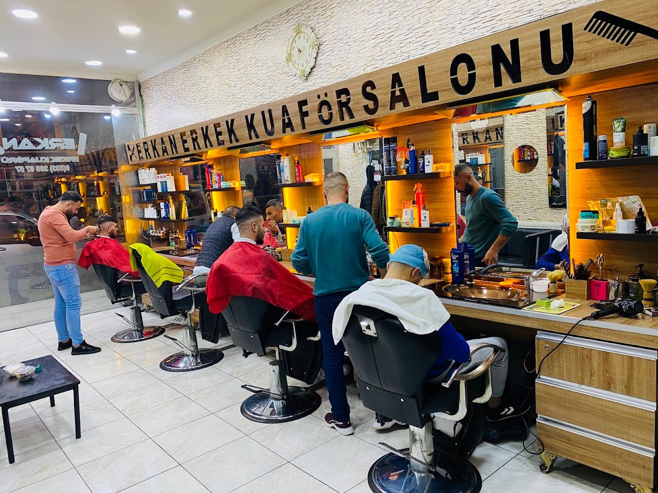 ERKAN ERKEK KUAFÖR SALONU VE KOZMETİK ÜRÜNLER