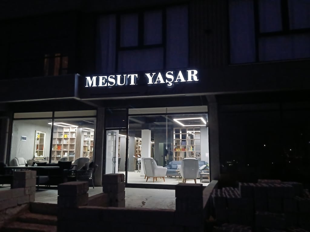 Mesut yaşar hair artist