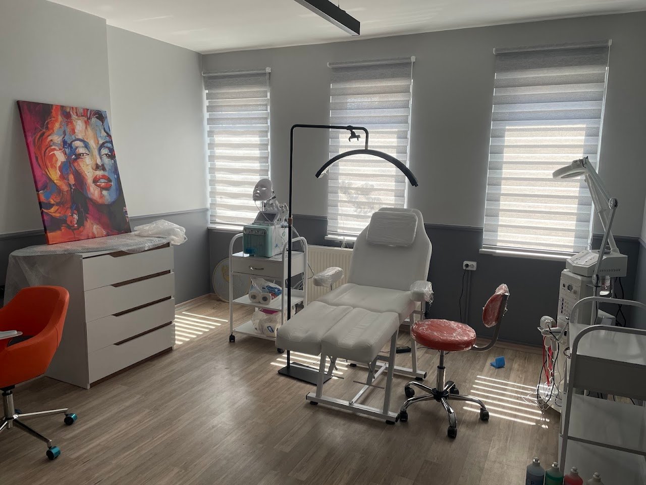 BESTE BÜKE GÜZELLİK SALONU