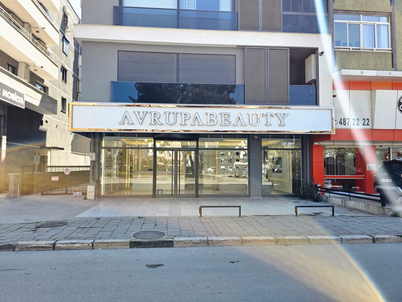 Avrupa Estetik ve Güzellik Merkezi | Soprano Ice Buz Lazer İzmir-Cilt Bakımı-Laz