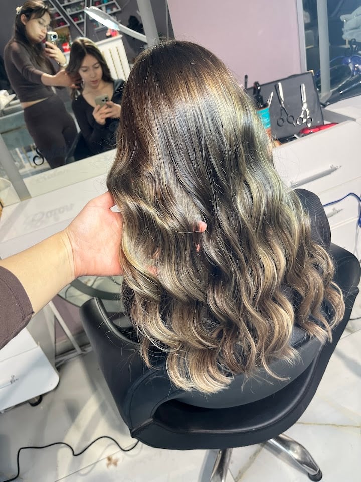 Nova Hair & Nail Studio