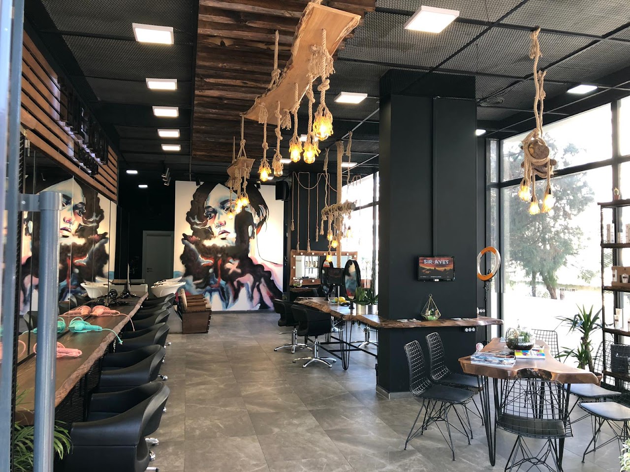 THE ROOM HAIR DESIGN
