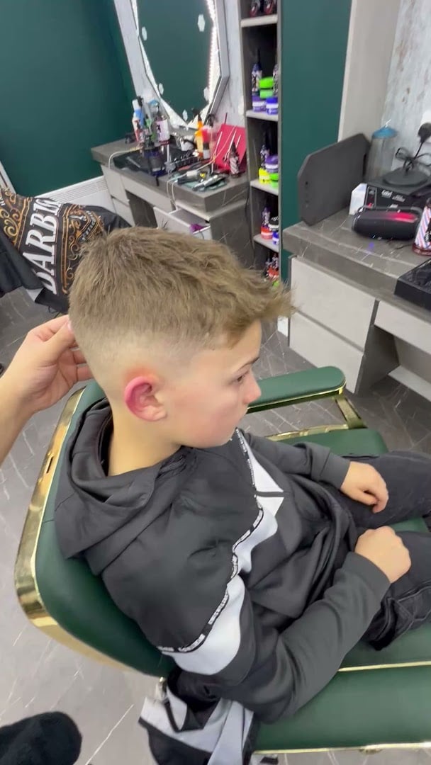 İSTANBUL TRADİTİONAL TURKİSH BARBER