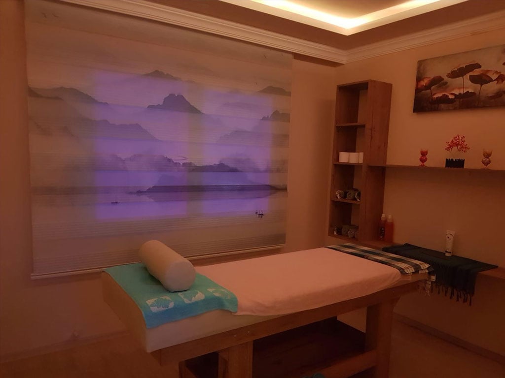 Gümüş Masaj Salonu