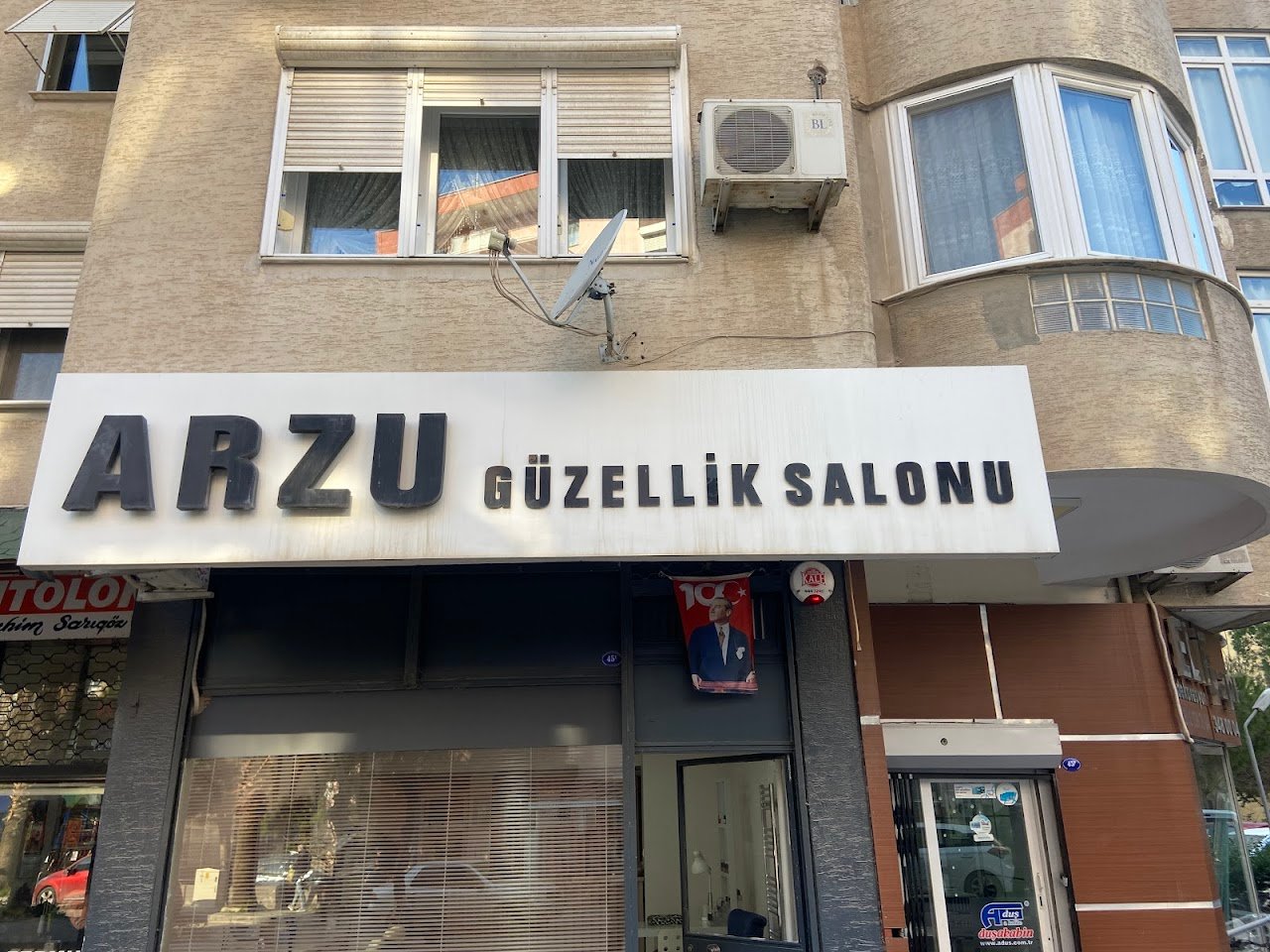 Arzu Güzellik Salonu