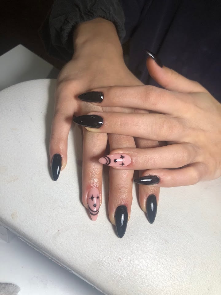 HELEN GÜZELLİK SALONU