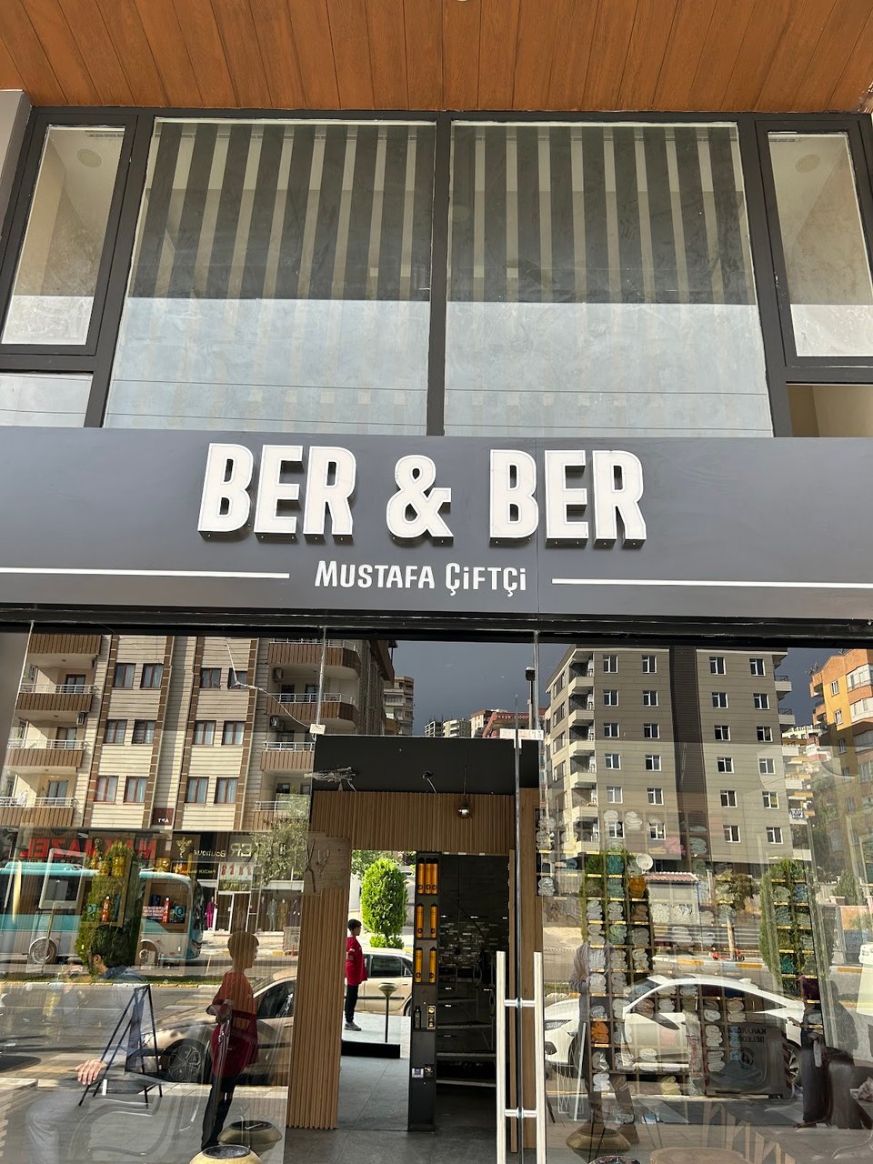 Berber Selçuk