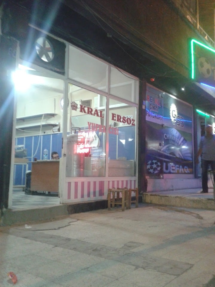 KRAL ERKEK KUAFÖRÜ