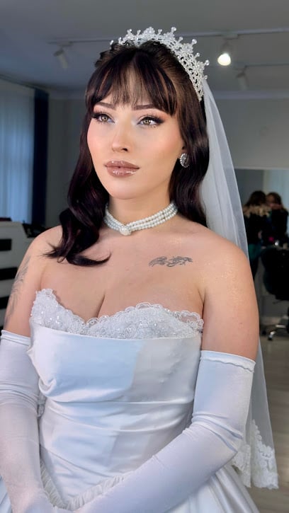 KUAFÖR ZEYNEP
