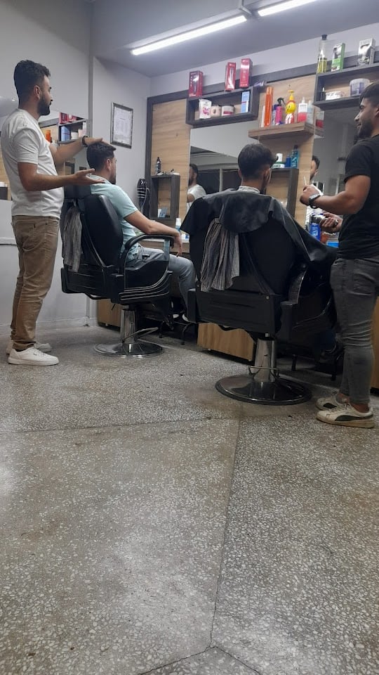 Moda Erkek Kuaförü
