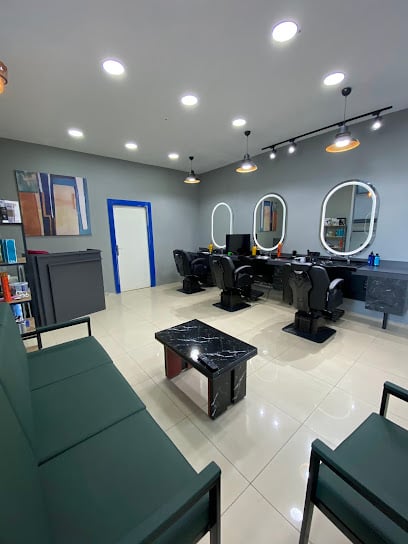 M.İ.O hair studio erkek kuaförü
