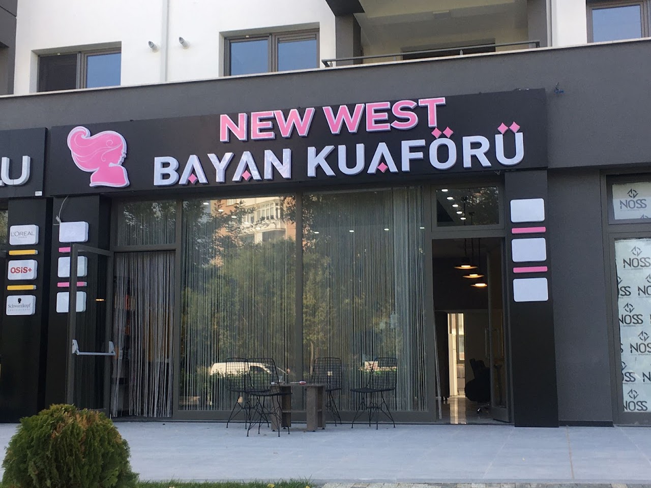 New West Bayan Kuaförü