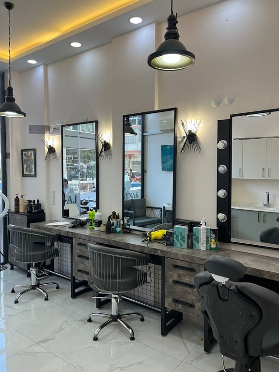 Bülent Dilek Hair Makeup Studio