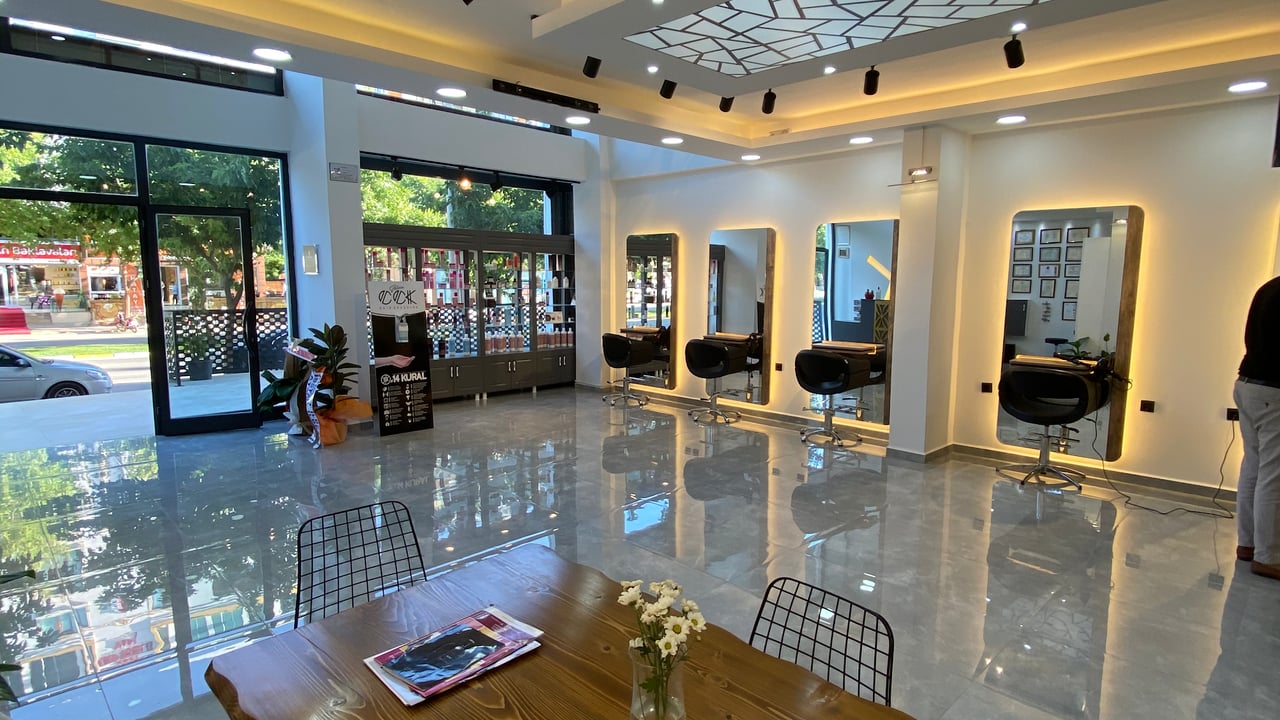 saloon cck hair palace