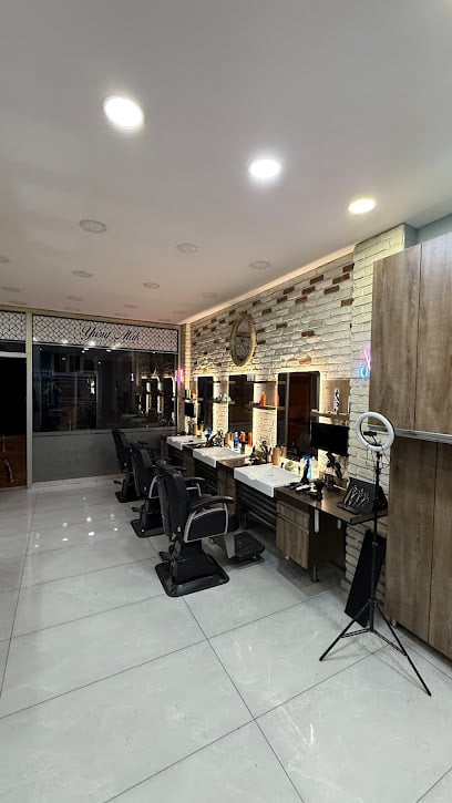 Saloon Yusuf Atak