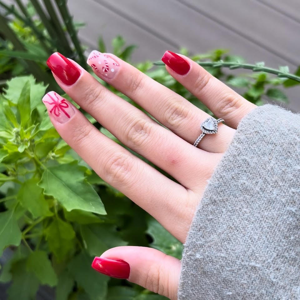 Yumi Nails
