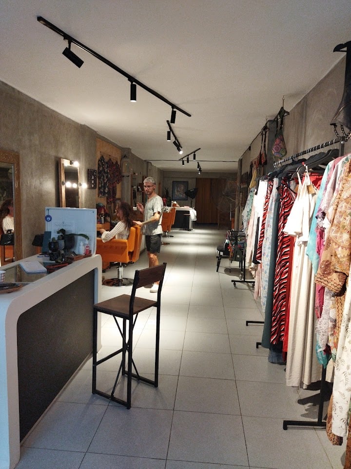 Murat Kumaru Hair Artist