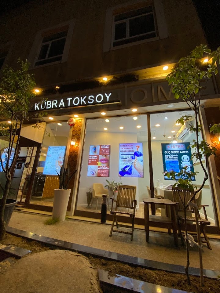 KÜBRA TOKSOY BEAUTY HOME