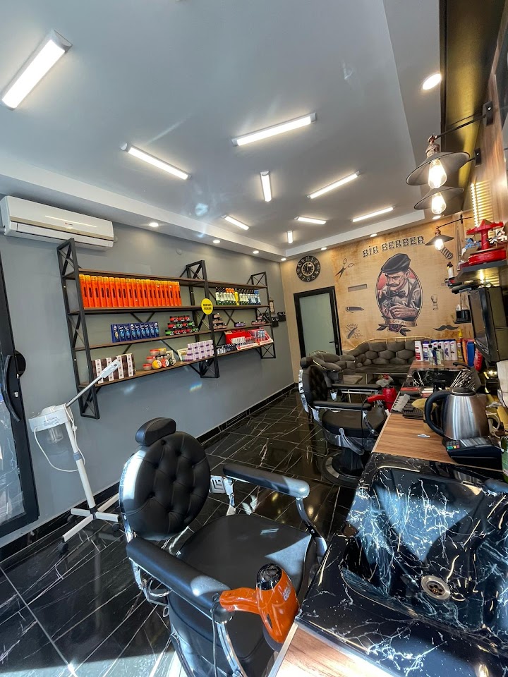 Bir Barber Dükkani - Erkek Kuaförü