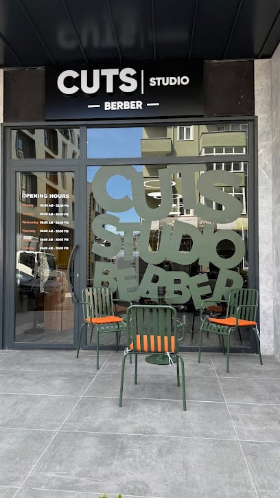 Cuts Studio Berber