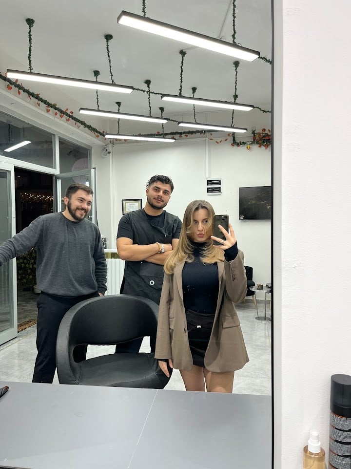 EB HAIR DESIGN STUDIO