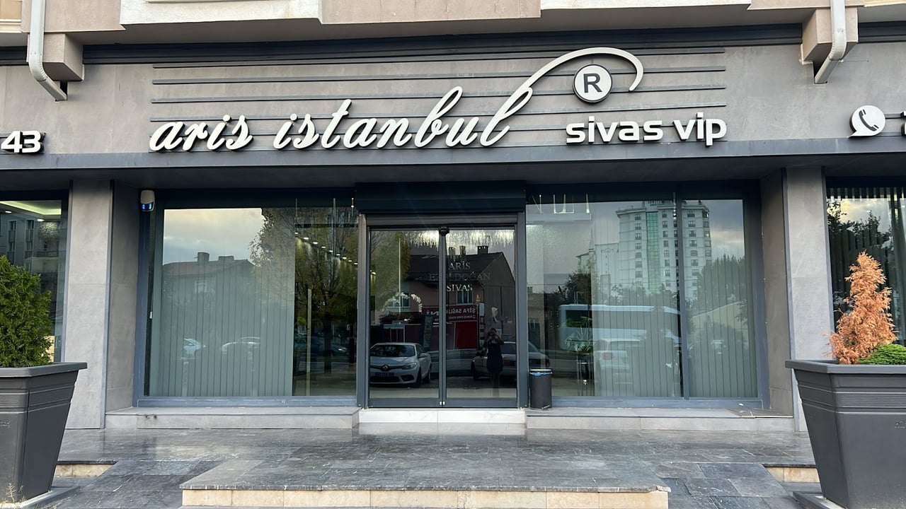 Aris Ezgi Doğan Sivas | Lazer Epilasyon | Cilt Bakımı | Kalıcı Makyaj