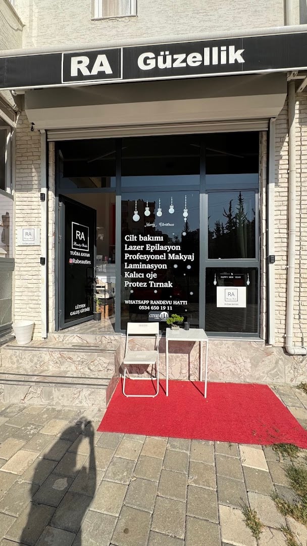 RA Beauty Studio