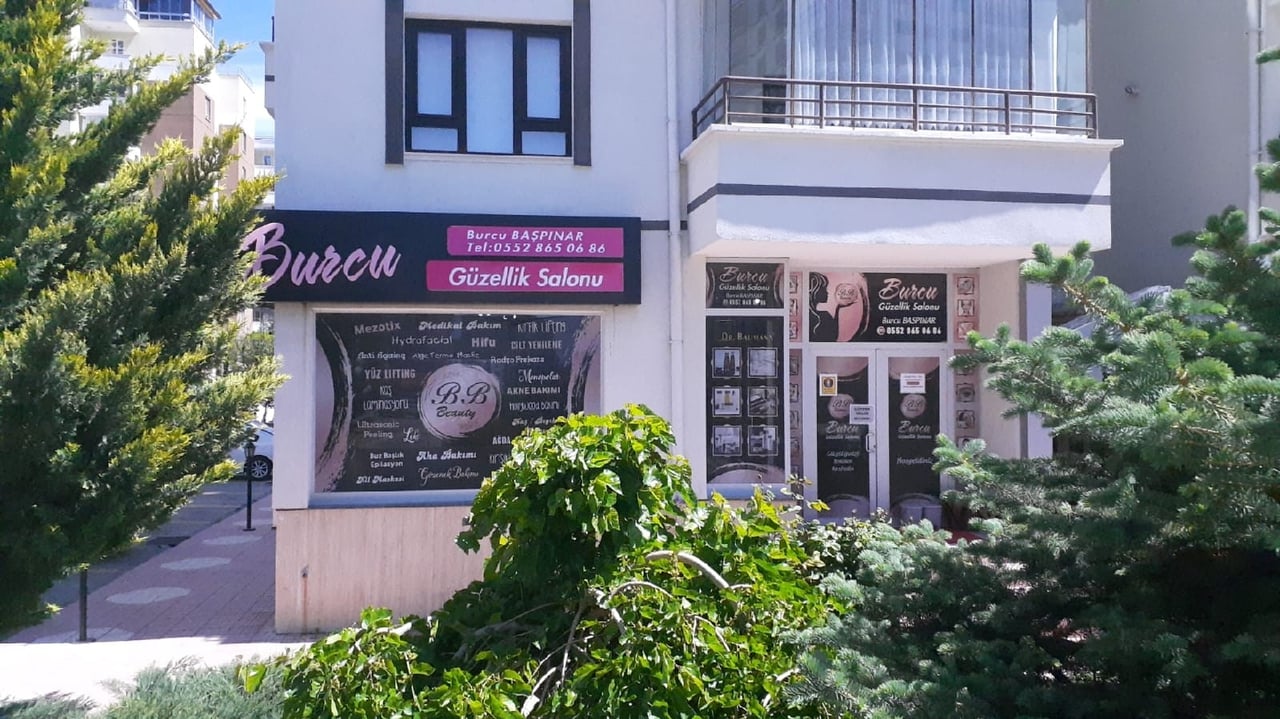 Burcu Başpınar Güzellik Salonu