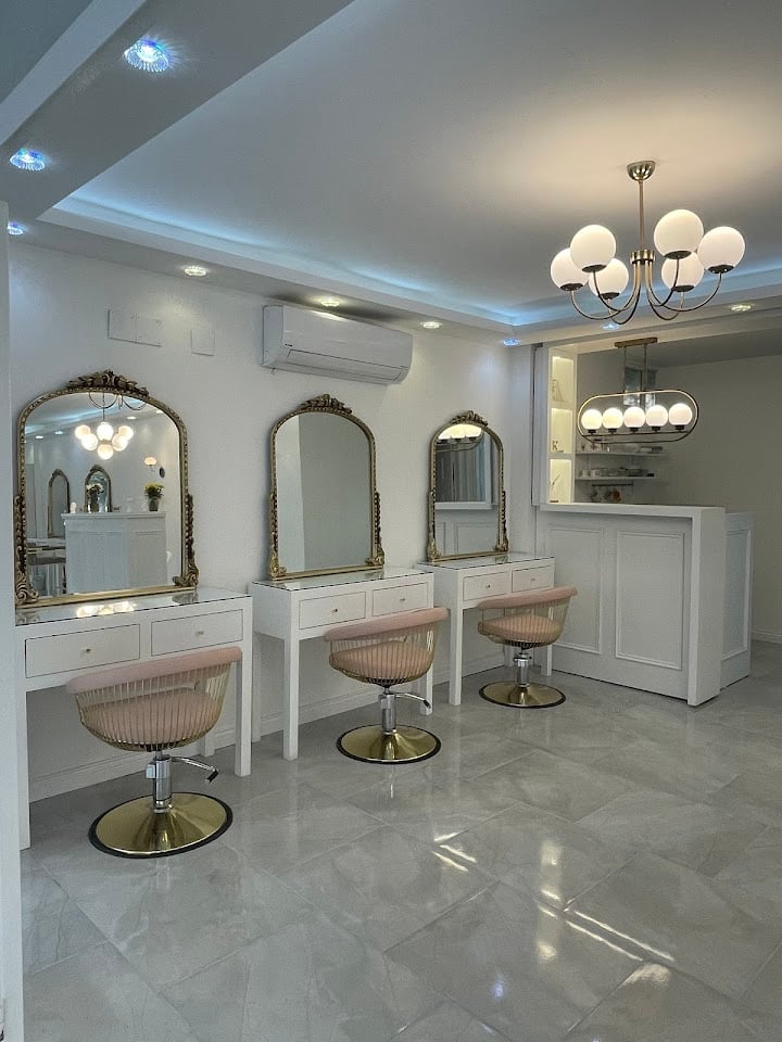 Tansu Öğür Make Up Studio