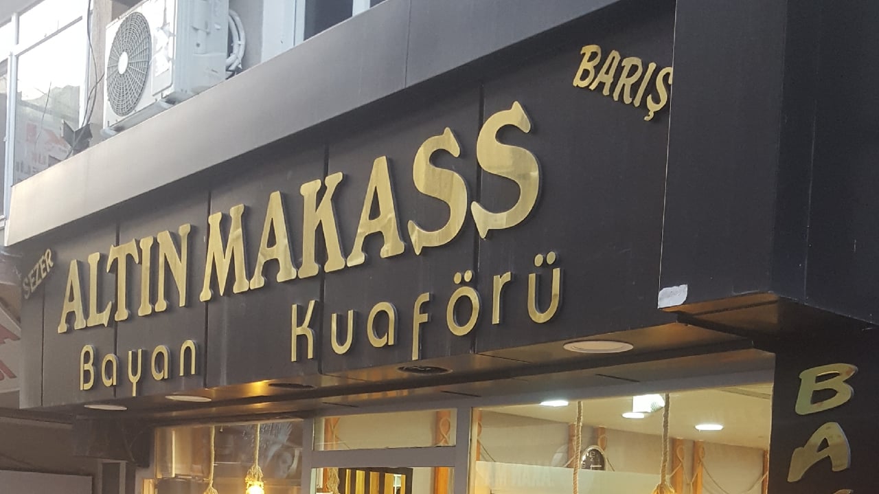 ALTIN MAKASS BAYAN KUAFÖRÜ