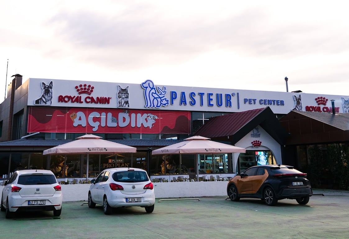 Pasteur Pet Center