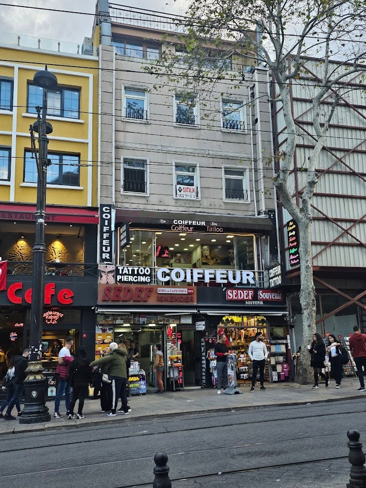 Coıffeur Men Women