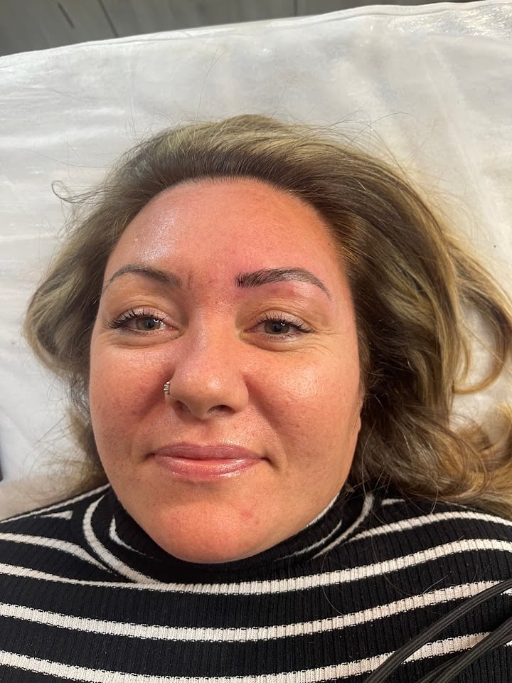 Salon Kırık Ayna