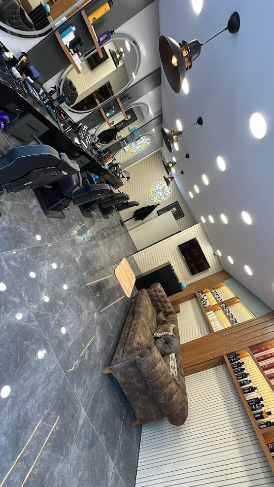 Salon Ufuk Premium Lüleburgaz Modern Erkek Kuaförü ve Berber
