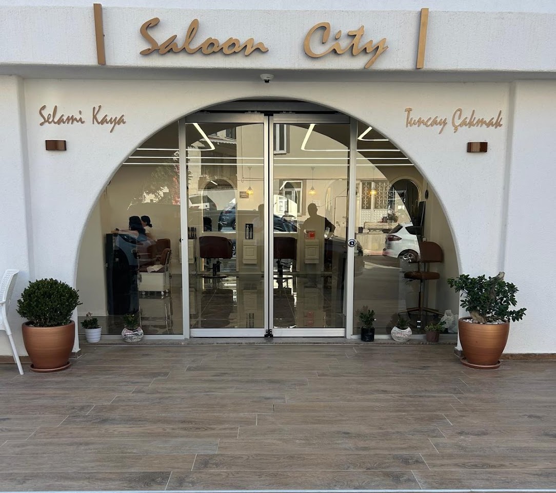 SALOON CİTY