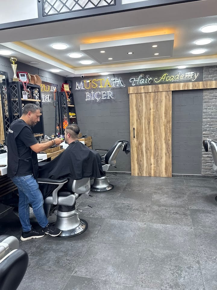 Mustafa Biçer Hair Academy