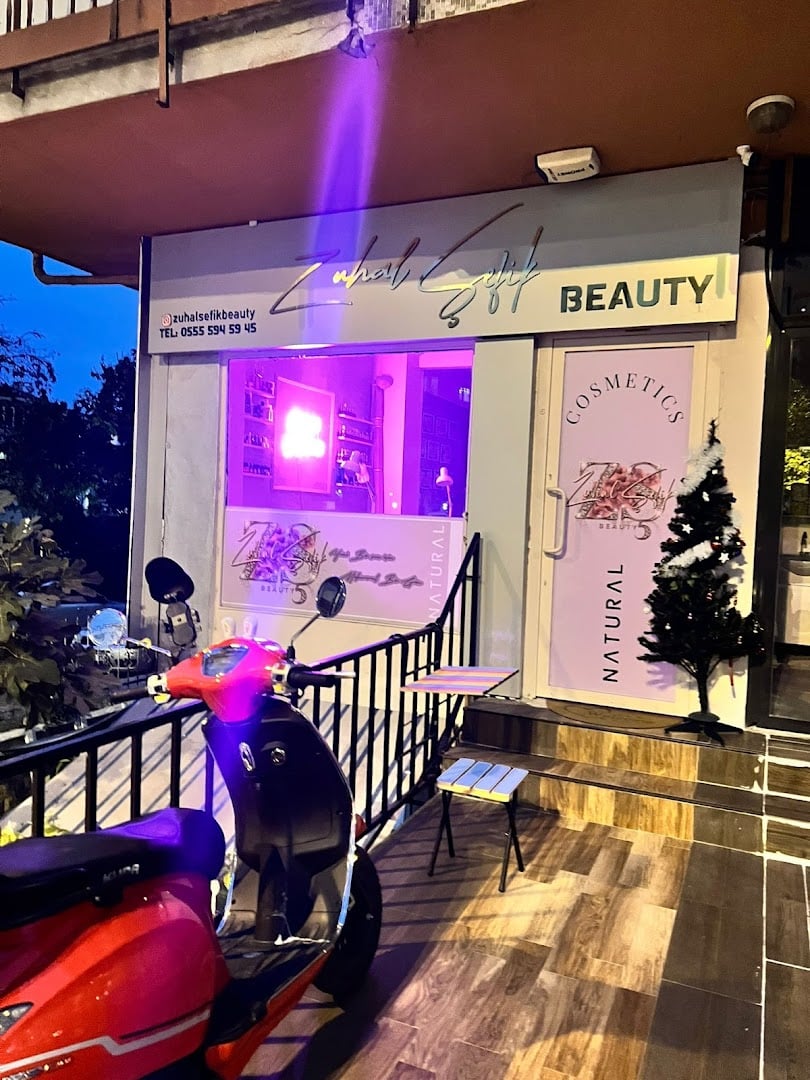 Zuhal Şefik Beauty