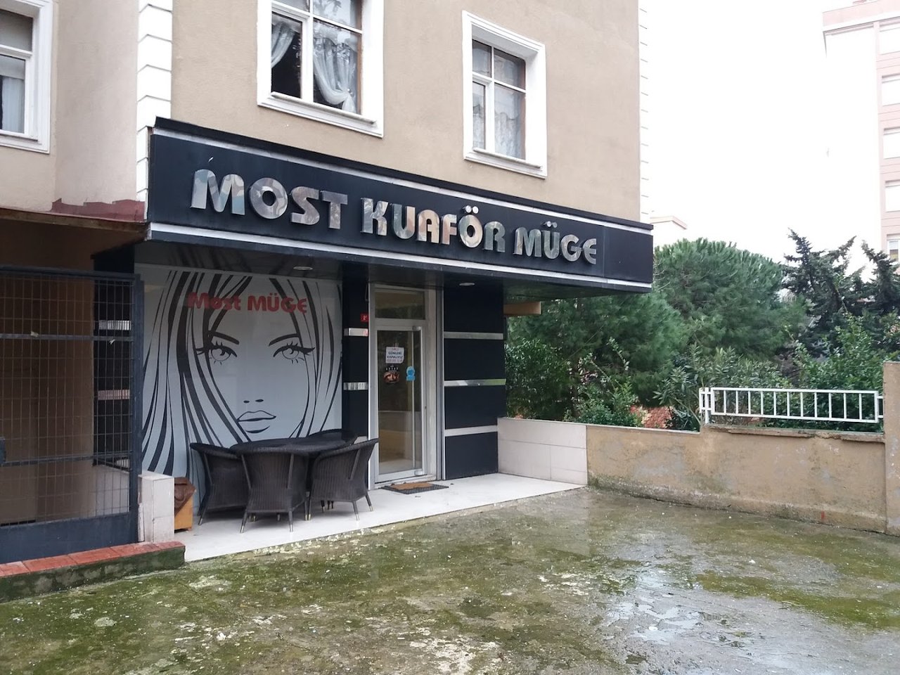 MOST KUAFÖR MÜGE