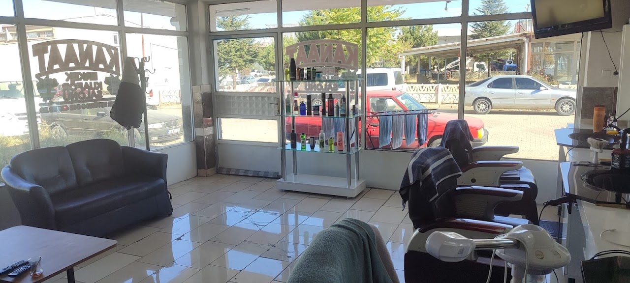 Kanaat erkek berber salonu