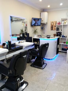 By Salon Hakan